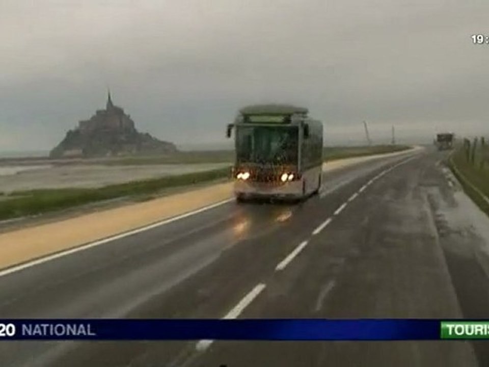 le Mont Saint Michel - samedi 28 avril 2012 : mise en service des parkings et navettes