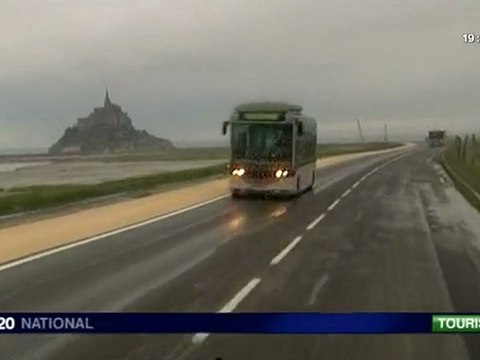 le Mont Saint Michel - samedi 28 avril 2012 : mise en service des parkings et navettes