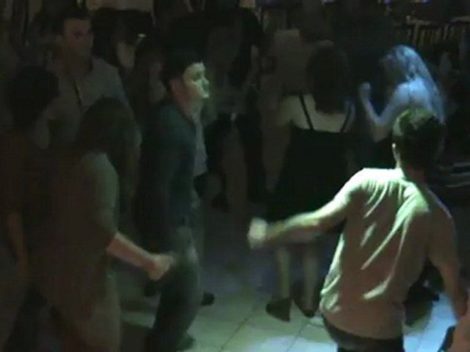 Ezgi Özcan KIBRIS GAZİ MAĞUSA ORDUEVİ MAĞARA BAR 27-28 NİSAN 2012