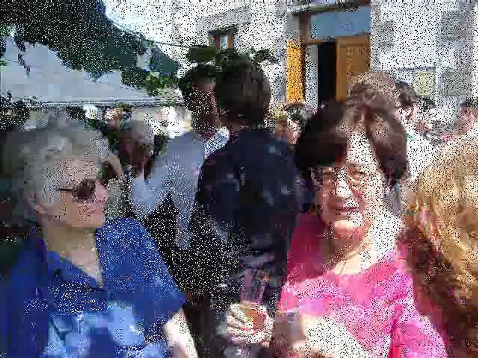 Aux mariés