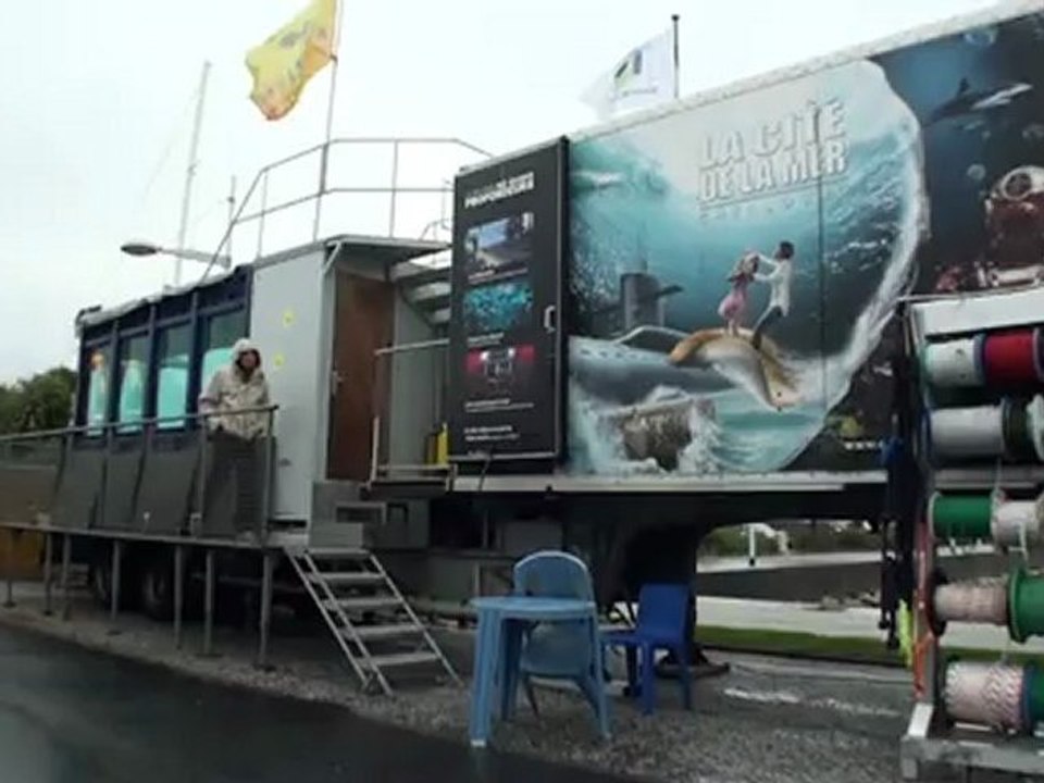 Baptêmes de plongée au salon nautique 2012