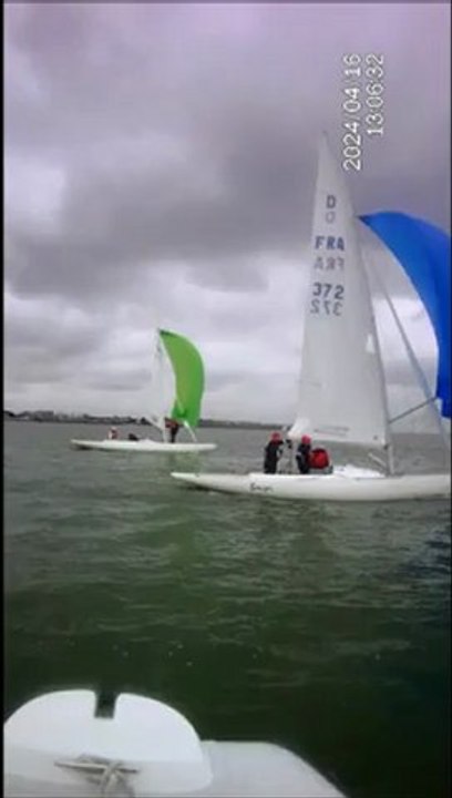 Dragons 1 La Baule envoi Spi 28 avril 2012