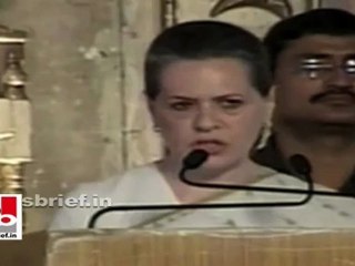 Sonia Gandhi attends 105th birthday celebrations of Shivakumara Swami in Bangalore