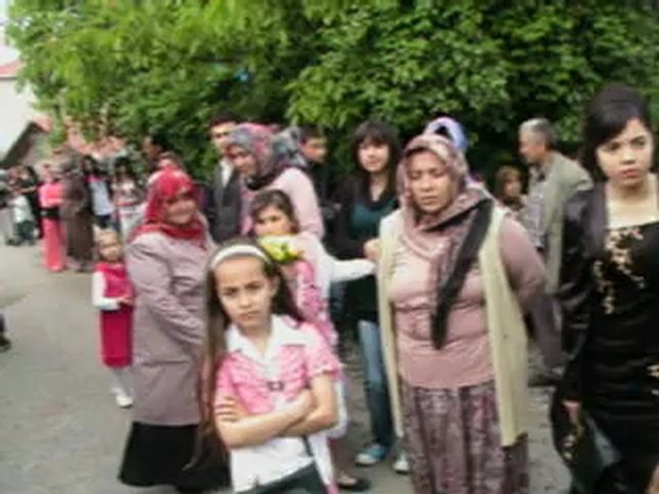 SERCANIN DÜĞÜNÜ. GELİN EVE GELİŞ.8