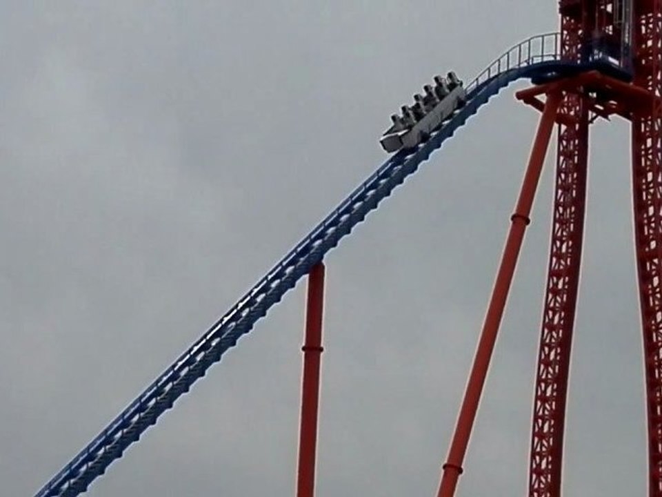 Premiers tours d’essais pour Divertical à Mirabilandia