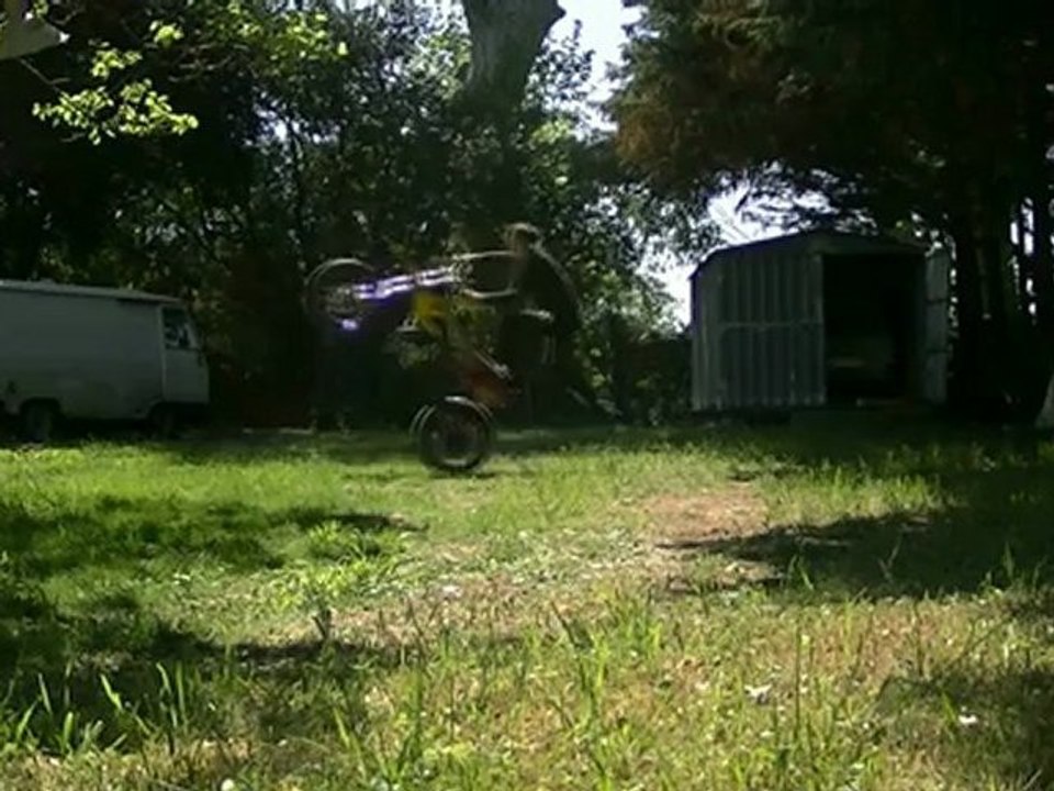 beziers stunt  test derbi