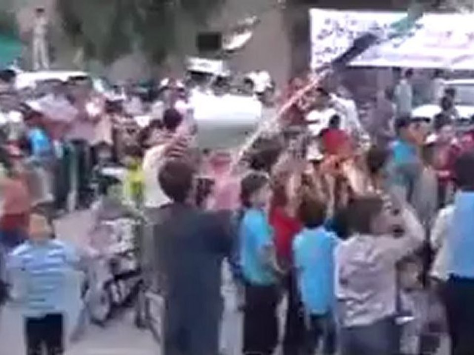 فري برس حلب  تل رفعت مسرحية الذكرى السنوية لثورة تل رفعت 29 4 2012 ج1 Aleppo