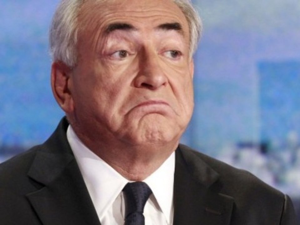 ZAPPING ACTU DU 30/04/2012 - A l'anniversaire de Julien Dray, DSK embarrasse le PS !