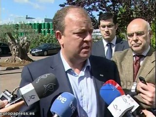 Monago: "No hacer nada nos lleva al abismo"