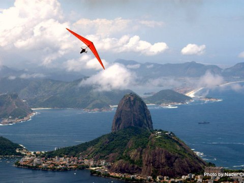 Vôo duplo instrucional em asa delta no rio de janeiro - Instrutor Beto Rotor