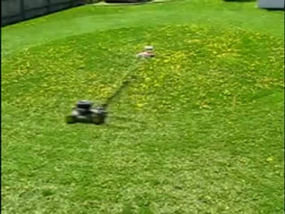 Çim biçme makinası böyle otomatikleştirilir