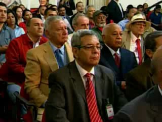 (VÍDEO) Pdte. Chávez al firmar la nueva LOT  Tenemos una ley para la historia  2/2