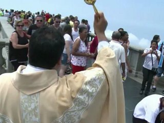 تمثال المسيح الفادي، و شاطئ كوباكبانا