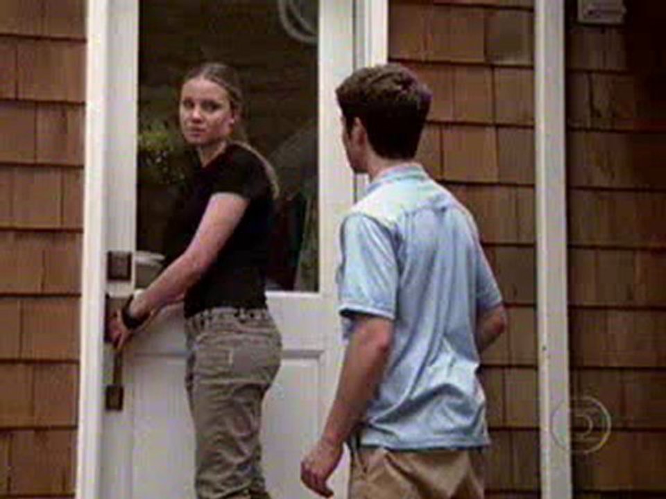 3-4 - Filme - PIXEL A GAROTA PERFEITA