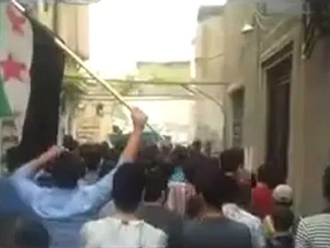 فري برس دمشق برزة مظاهرة بدنا نشيلو لبشار 30 4 2012 ج6Damascus