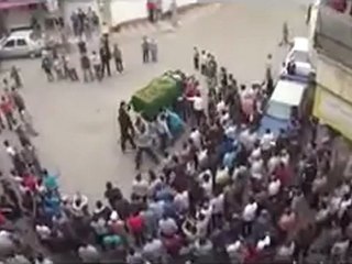 فري برس ريف دمشق تشييع الشهيد البطل عمار علاء الدين  زبداني 30 4 2012 ج1 Damascus