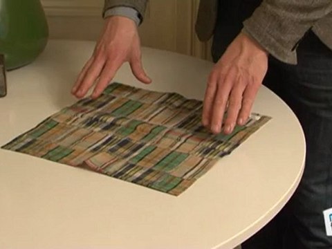 Beauté mode : Pochette de costume : faire un pli deux pointes