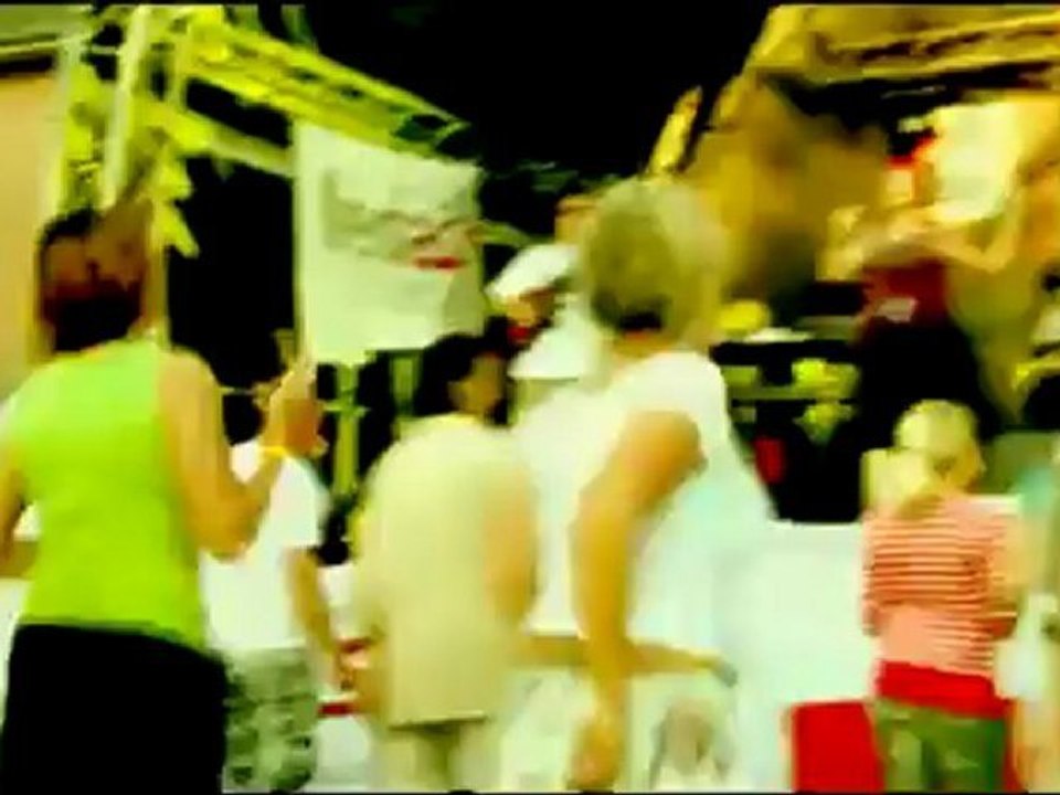 MIKA 2010 Festival fier monde Xenia K Wally Wally