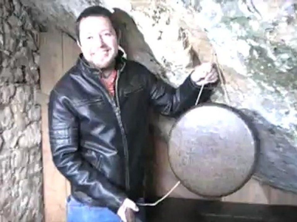 Guillaume trouve un Gong