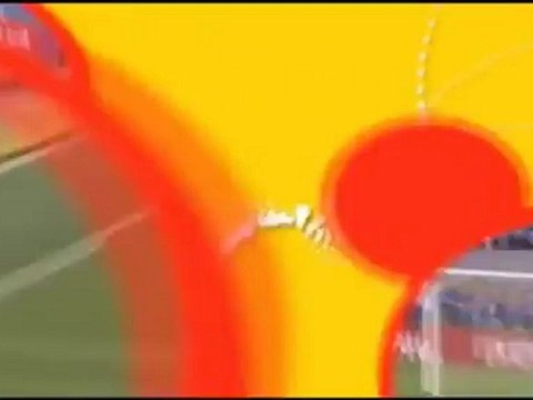 Incrível! Neymar dribla Piris 5 vezes no mesmo lance! (1)