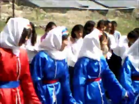 23 Nisan Halk Oyunları, Düz (Üç ayak) Halay