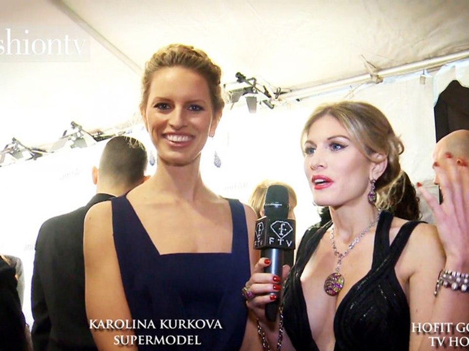 Karolina Kurkova Interview at amfAR Gala 2012 | FashionTV
