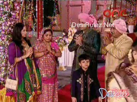 Jhilmil Sitaron Ka Aangan Hoga - 1st May 2012 pt2