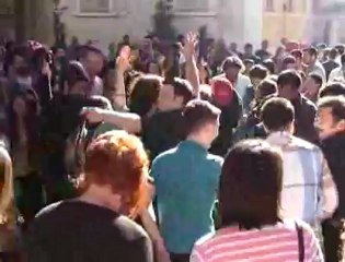 Taksim Meydanı'nda Kutlama, İstiklal Caddesi'nde Eğlence
