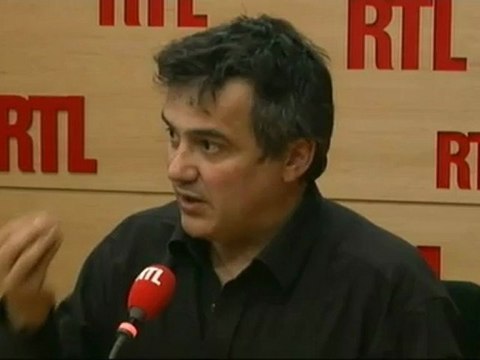 Patrick Pelloux, médecin praticien hospitalier urgentiste, invité de RTL Midi mercredi : Je n'ai pas de mots assez durs pour qualifier l'agression au CHU de Grenoble
