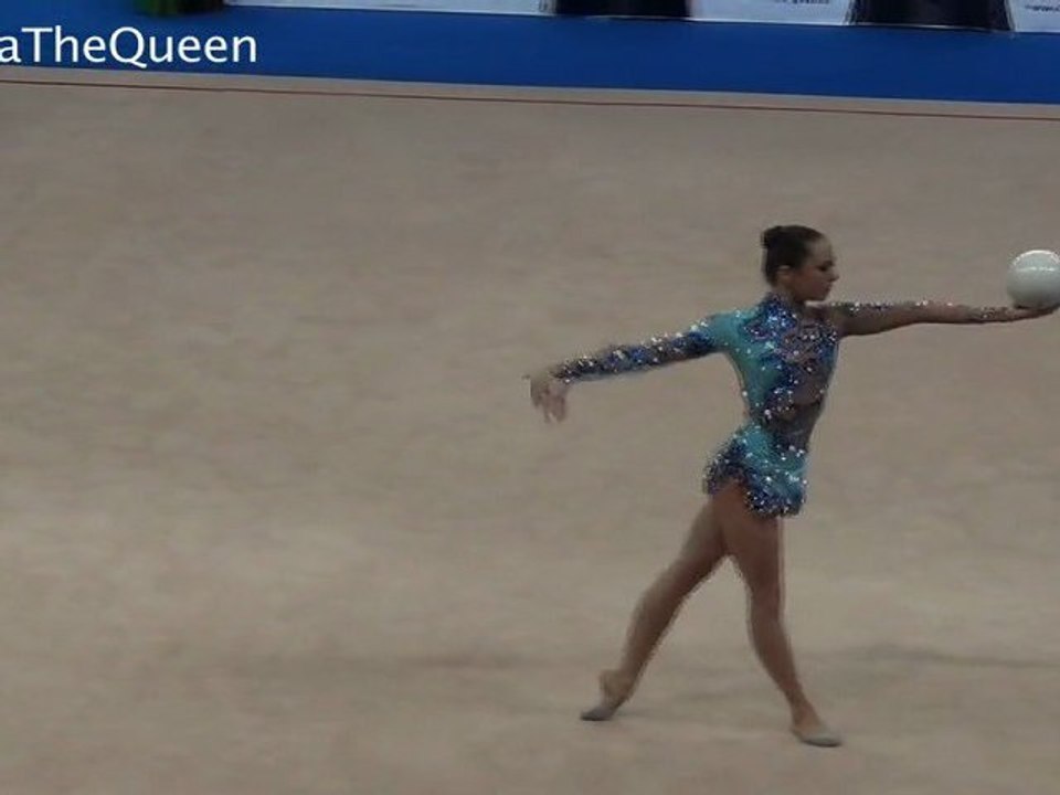 Silviya Miteva 2012 WC Pesaro EF ball
