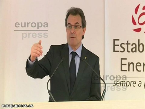 Mas pedirá ayuda para estimular economía catalana