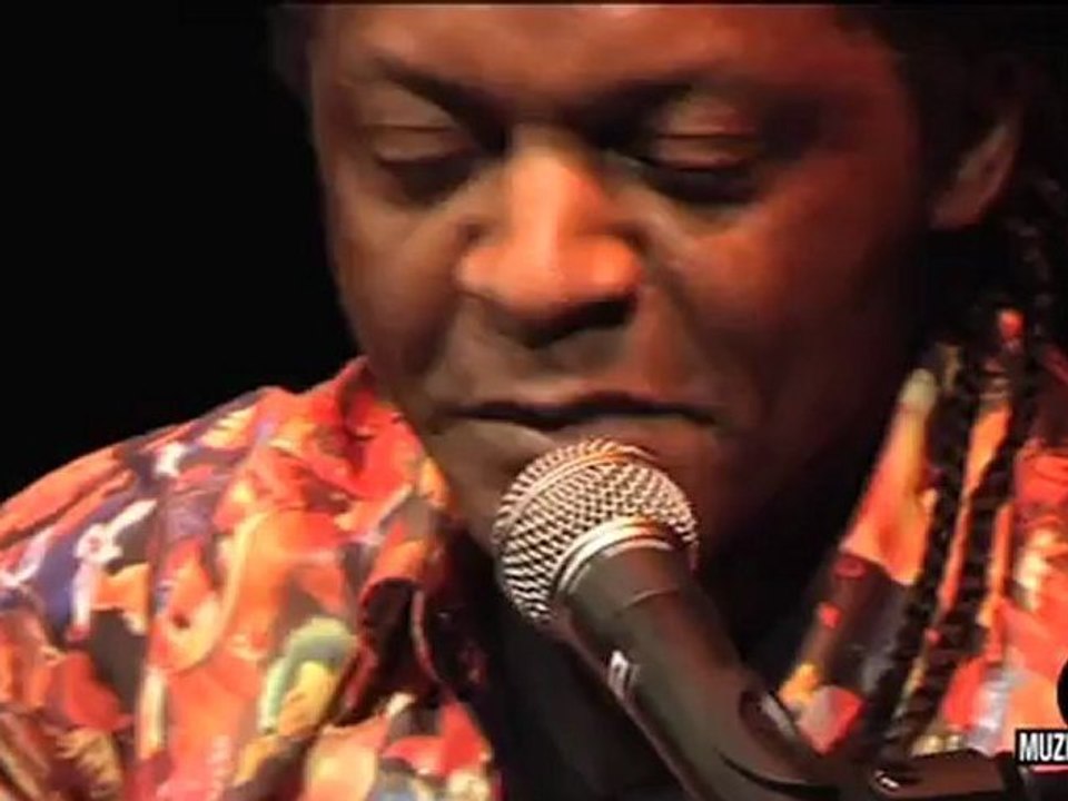 10 years Muziekpublique : Klody Ndongala: "l n’y a que toi (dans mon coeur à moi)"