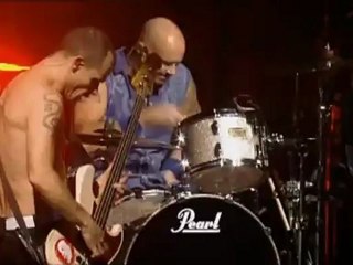 RED HOT CHILI PEPPERS - Can't Stop (live at La Cigale)