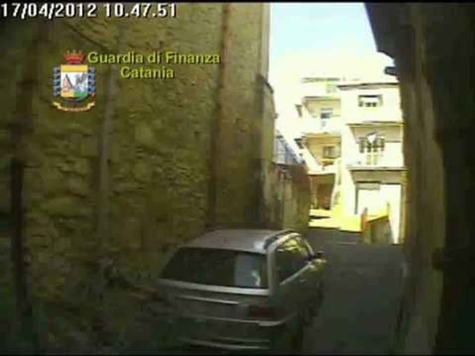 Castiglione di Sicilia (CT) - Assenteismo, arrestato capo ufficio tecnico comune etneo (02.05.12)