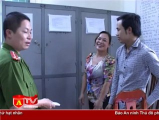 ANTÐ - Bắt 1 đối tượng móc túi tại Bến xe Long Biên