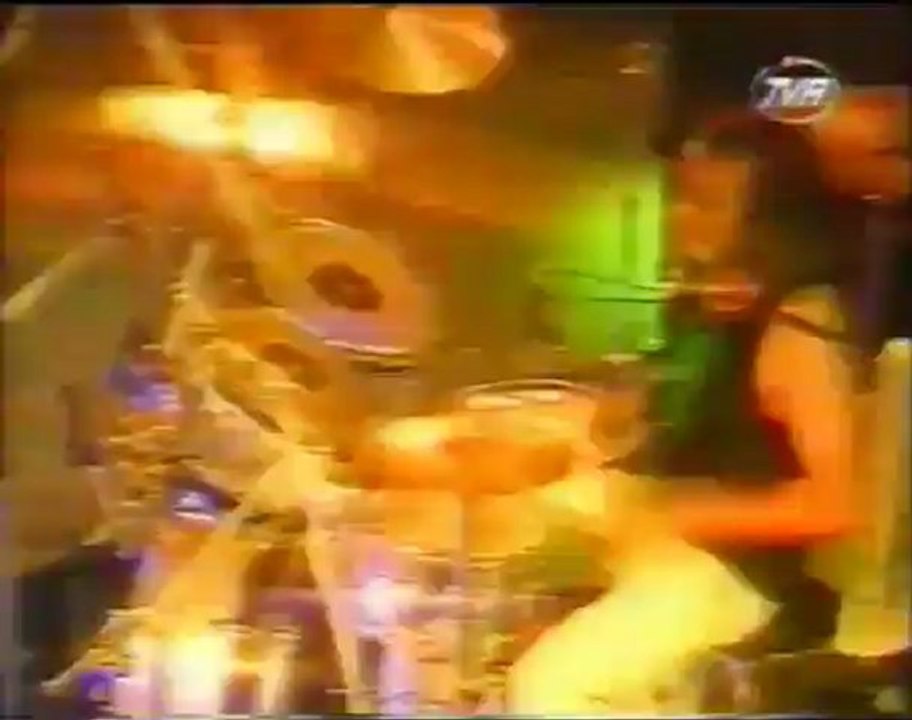 Iris - Thunderstruck [live Festivalul Rock _92]