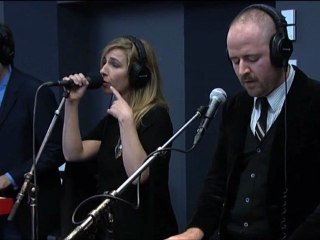 Barbara Carlotti "dimanche d'automne"