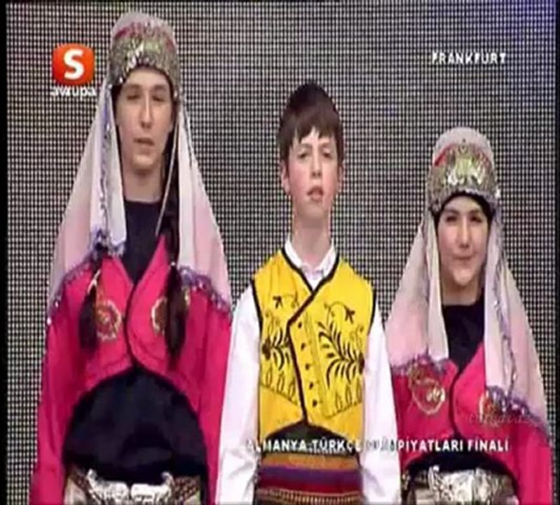 GEL GÖR BENİ AŞK NEYLEDİ KLİP 10.Türkçe Olimpiyatı Almanya