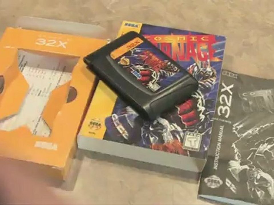 CGR Packaging Review - COSMIC CARNAGE for Sega 32x box art and cartridge