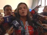 DECLARACIONES ALCALDESA DE MARACAIBO ENTREGA 520 AYUDAS ECONOMICAS DE LA MANO CON EL PUEBLO