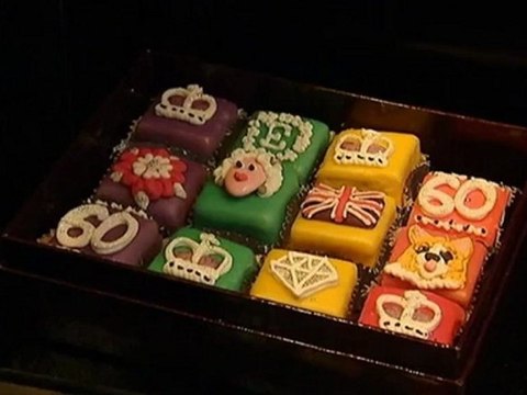 Queen's Cake Portrait For Diamond Jubilee