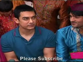 Aamir Khan refuses to show Salmaan Khan.