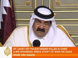 Emir of Qatar calls for Arab summit on Gaza - 04 Jan 0