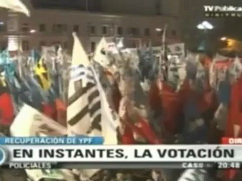 El Parlamento argentino aprobó la expropiación de YPF a la española Repsol