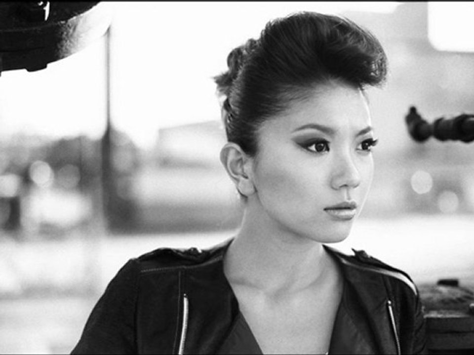 Erica.Hashimoto.BEAT-IT