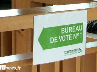 DANS LES COULISSES D'UN BUREAU DE VOTE