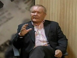 24-04-2012 En Voz Alta - Mesa de Análisis Político