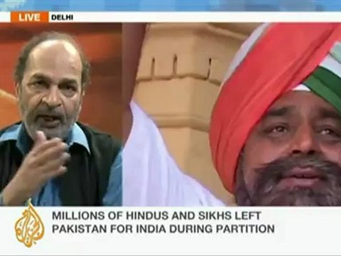 Pakistan minorities flee 'religious persecution' - 26 Mar