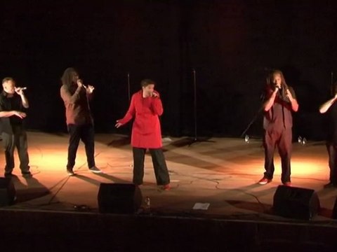 FCU2012// Le petit chaperon en sweat rouge - Compagnie R.I.P.O.S.T.E