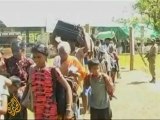 Sri Lankan civilians trapped in 'no fire zone' - 25 Apr 09